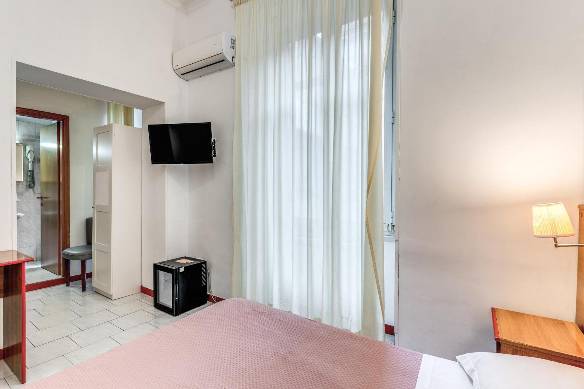 Hotel Altavilla 9 Рим Экстерьер фото