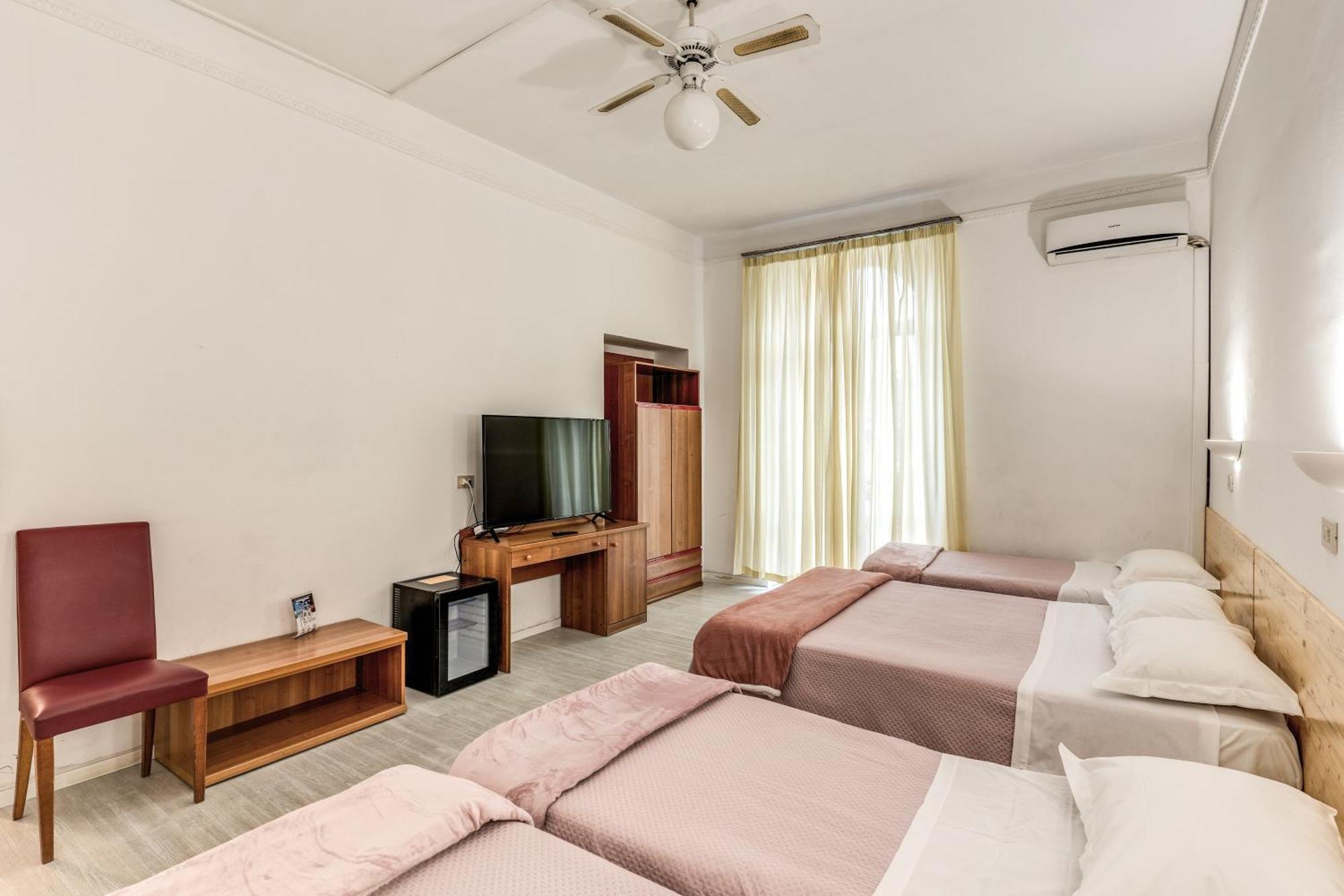 Hotel Altavilla 9 Рим Экстерьер фото